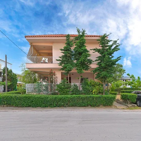 χαλκίδα-κάστρο, ανεξάρτητος όροφος, θέα - Parking Apartment *